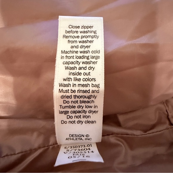 Athleta | Downabout Funnel Neck Puffer Vest - Picture 12 of 12